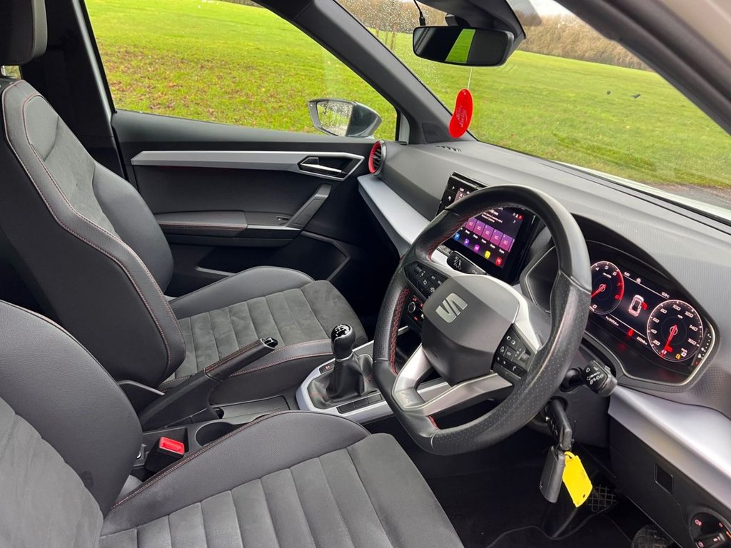 Used SEAT Arona 2022 for sale - 76883180: Photo 2