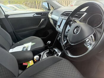 Used Volkswagen Tiguan 2017 for sale - 78487429: Photo