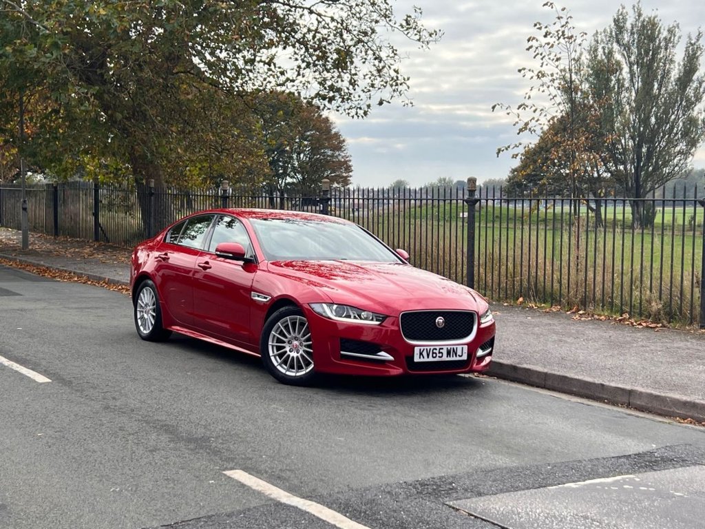 Used Jaguar XE 2015 for sale - 77249912: Photo 4