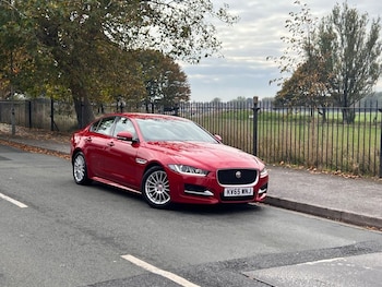 Used Jaguar XE 2015 for sale - 77249912: Photo