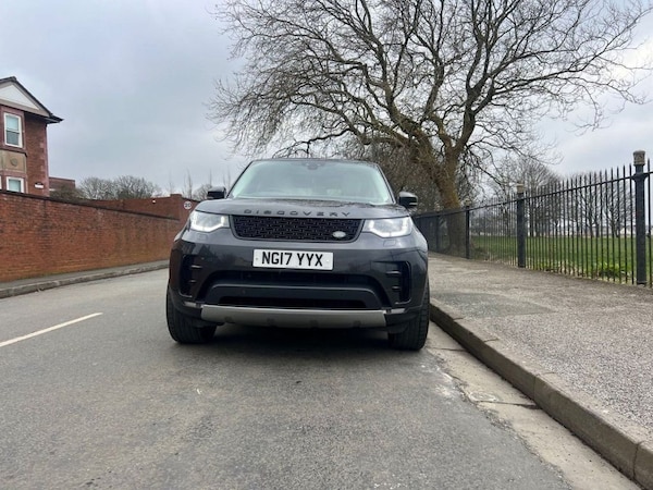 Used Land Rover Discovery 2017 for sale - 74943080: Photo 10