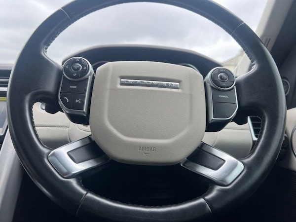 Used Land Rover Discovery 2017 for sale - 74943080: Photo 33
