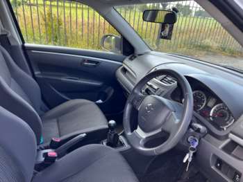 Used Suzuki Swift 2011 for sale - 75067605: Photo