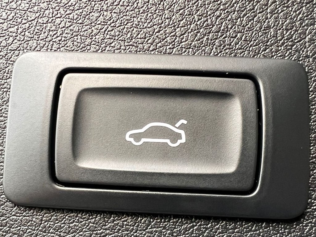 Used Audi Q3 2016 for sale - 76406327: Photo 24