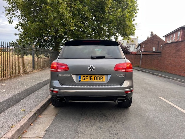 Used Volkswagen Touareg 2016 for sale - 76255945: Photo 11