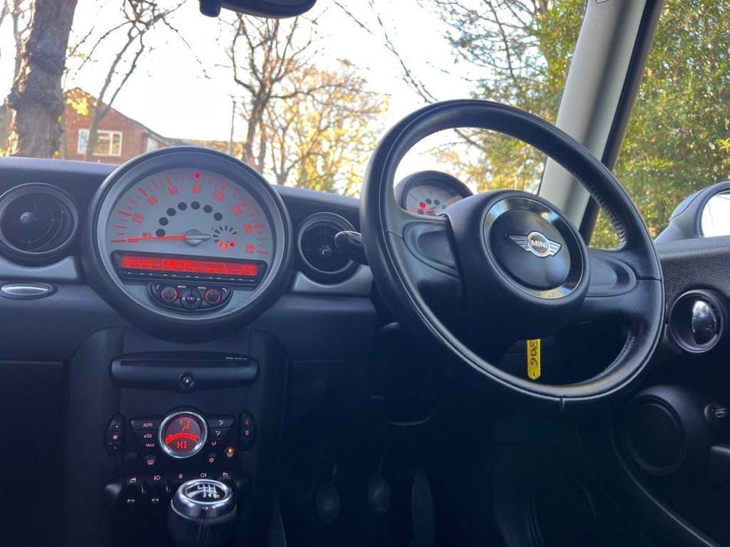 Used MINI Hatch 2010 for sale - 76642097: Photo 17