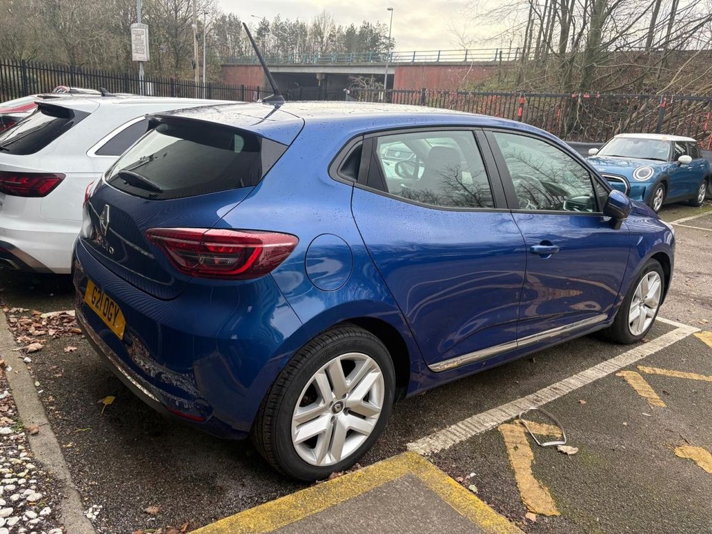 Used Renault Clio 2020 for sale - 76710758: Photo 3