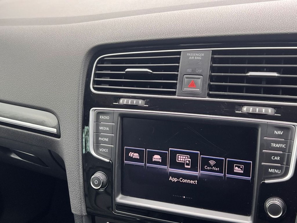 Used Volkswagen Golf 2016 for sale - 76286110: Photo 18