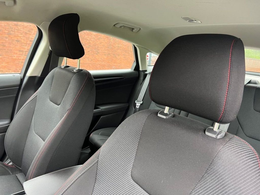 Used Ford Mondeo 2017 for sale - 76558788: Photo 12