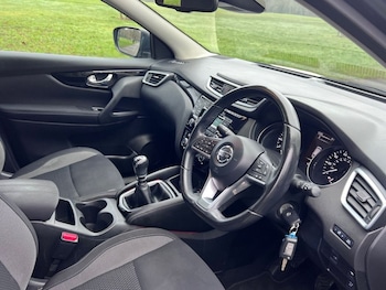 Used Nissan Qashqai 2018 for sale - 77250623: Photo