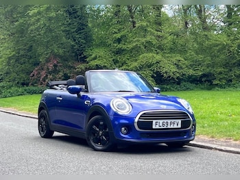 Used MINI Convertible 2019 for sale - 78493532: Photo
