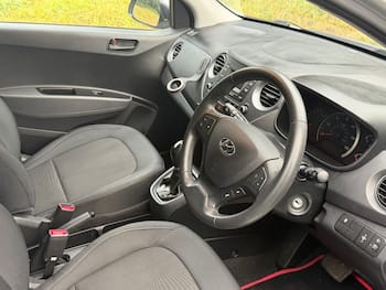 Used Hyundai i10 2019 for sale - 79628771: Photo