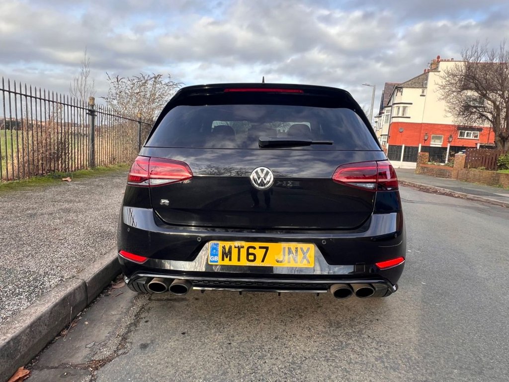 Used Volkswagen Golf 2017 for sale - 76883165: Photo 10