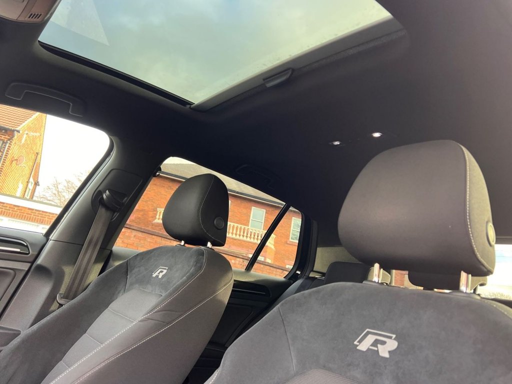 Used Volkswagen Golf 2017 for sale - 76883165: Photo 13