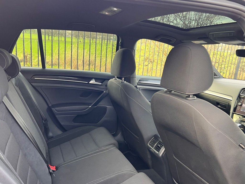 Used Volkswagen Golf 2017 for sale - 76883165: Photo 15