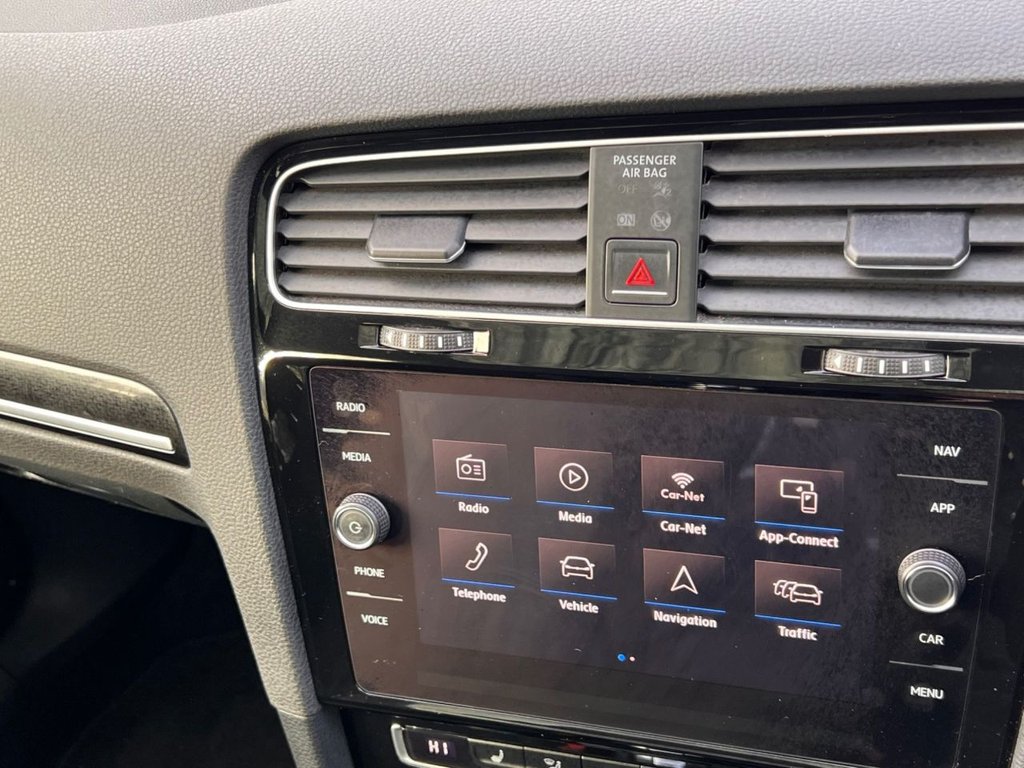 Used Volkswagen Golf 2017 for sale - 76883165: Photo 23