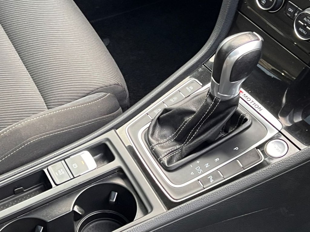 Used Volkswagen Golf 2017 for sale - 76883165: Photo 24