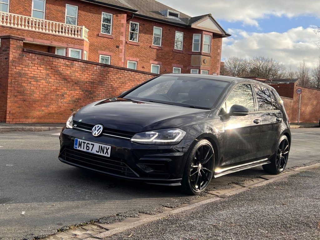 Used Volkswagen Golf 2017 for sale - 76883165: Photo 3