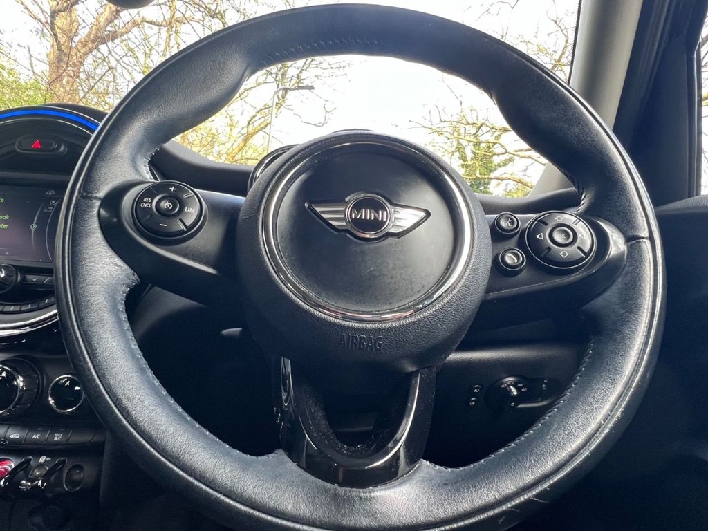 Used MINI Hatch 2017 for sale - 78044123: Photo 24