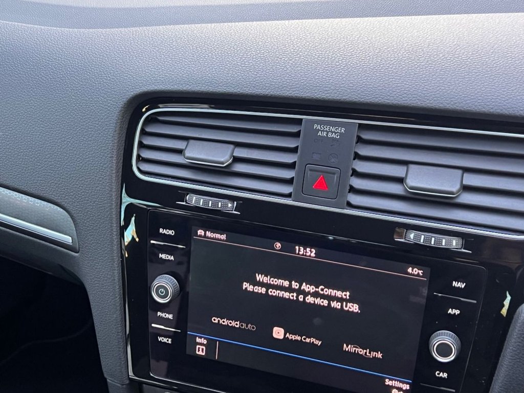 Used Volkswagen Golf 2019 for sale - 76617935: Photo 15