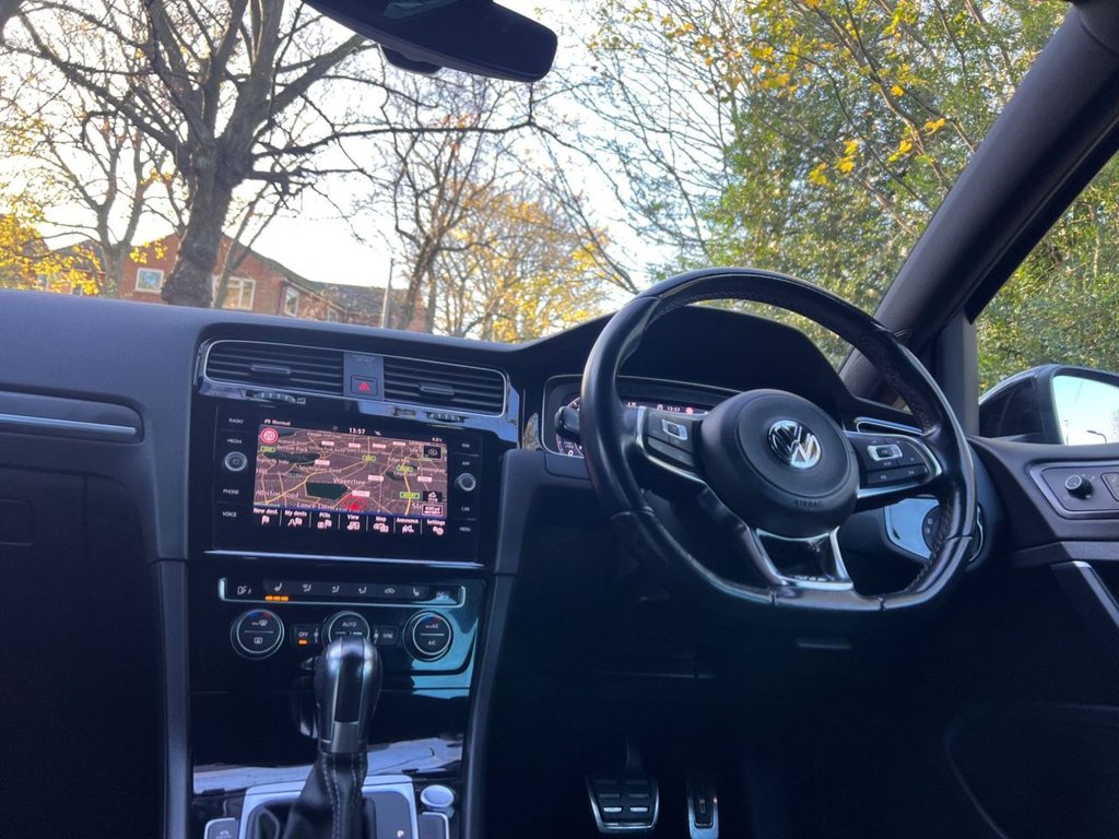 Used Volkswagen Golf 2019 for sale - 76617935: Photo 20