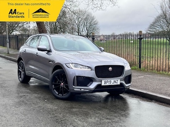 Used Jaguar F-Pace 2019 for sale - 77477618: Photo