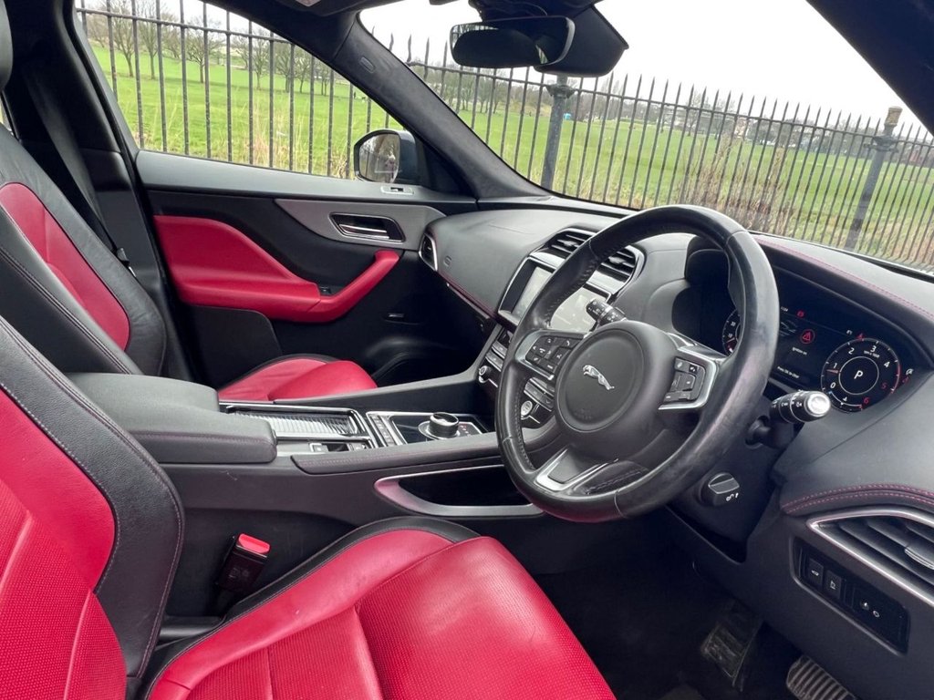 Used Jaguar F-Pace 2019 for sale - 77477618: Photo 2