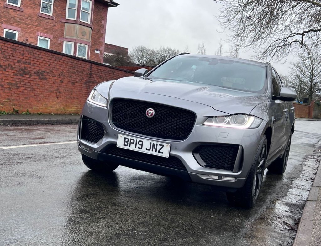 Used Jaguar F-Pace 2019 for sale - 77477618: Photo 8