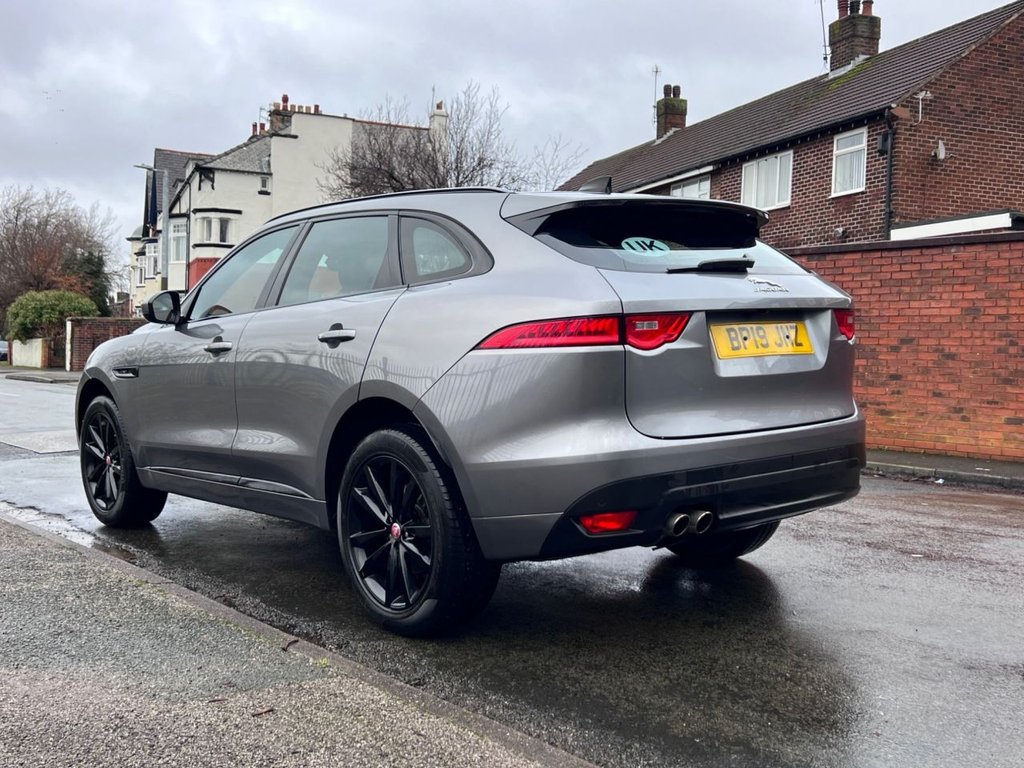 Used Jaguar F-Pace 2019 for sale - 77477618: Photo 9