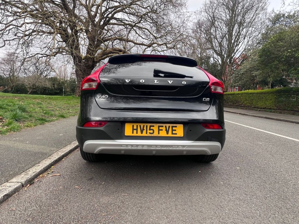 Used Volvo V40 2015 for sale - 78002449: Photo 11