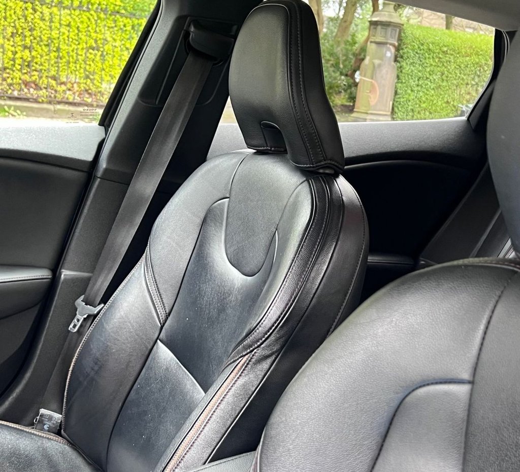 Used Volvo V40 2015 for sale - 78002449: Photo 12