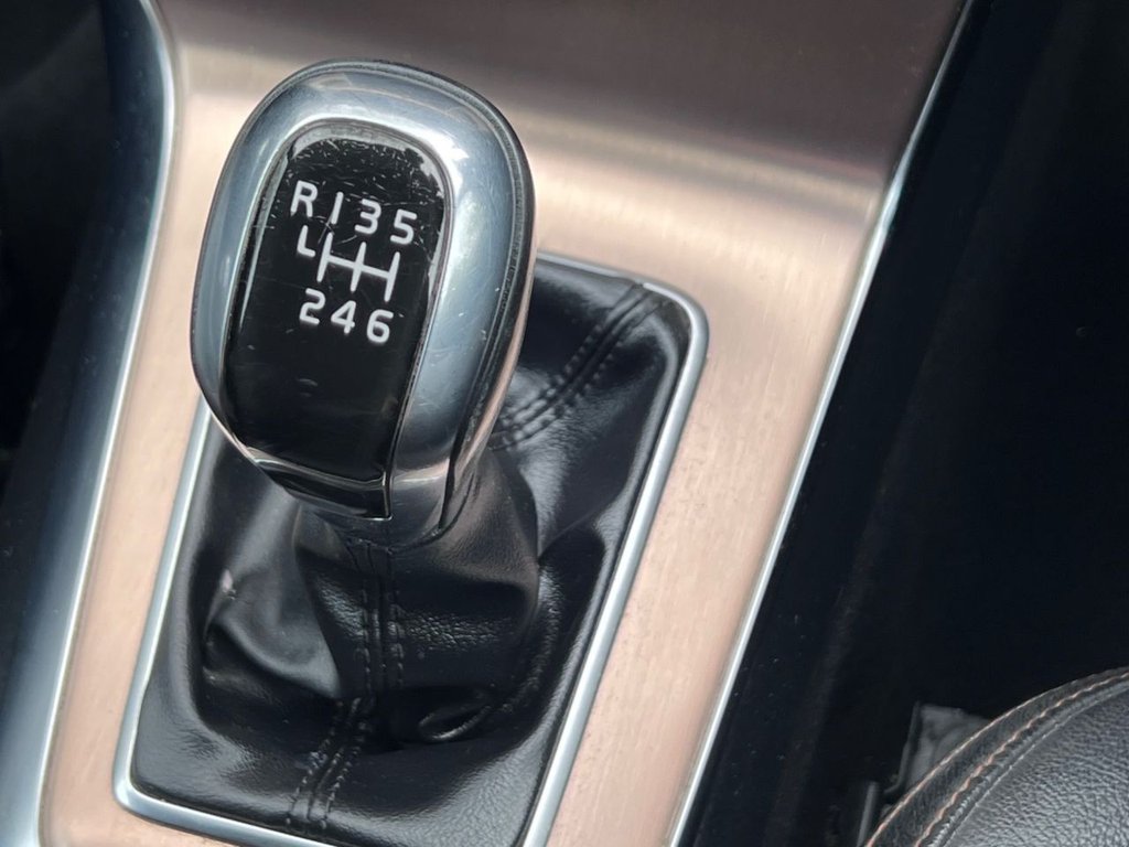 Used Volvo V40 2015 for sale - 78002449: Photo 18