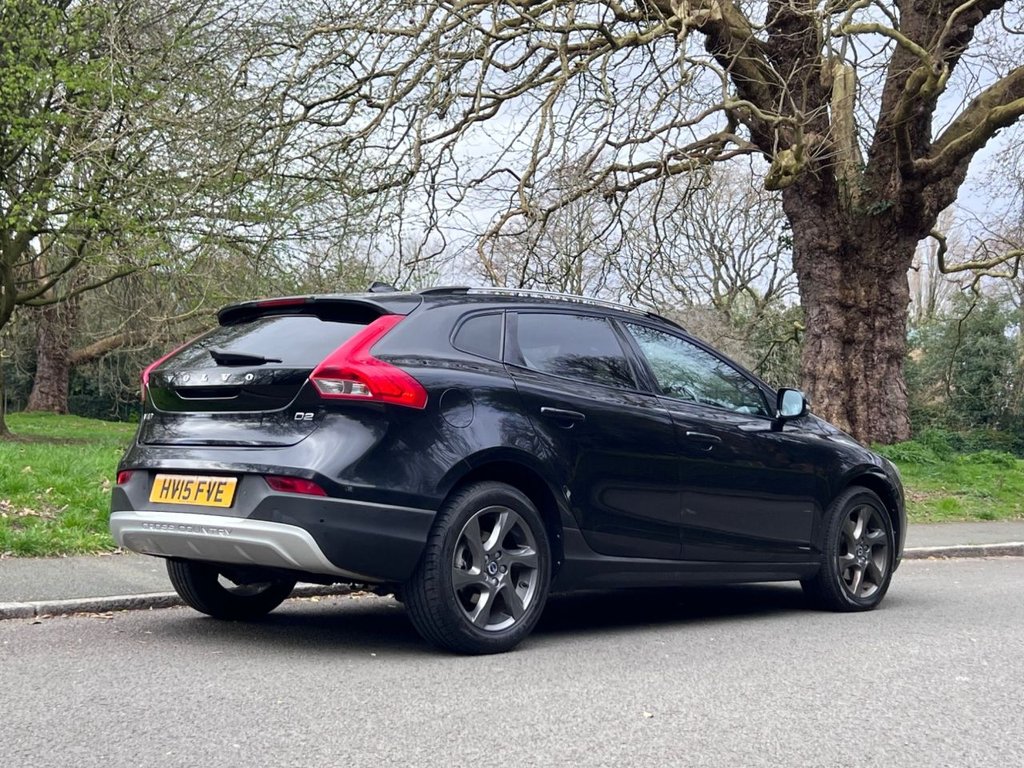 Used Volvo V40 2015 for sale - 78002449: Photo 6