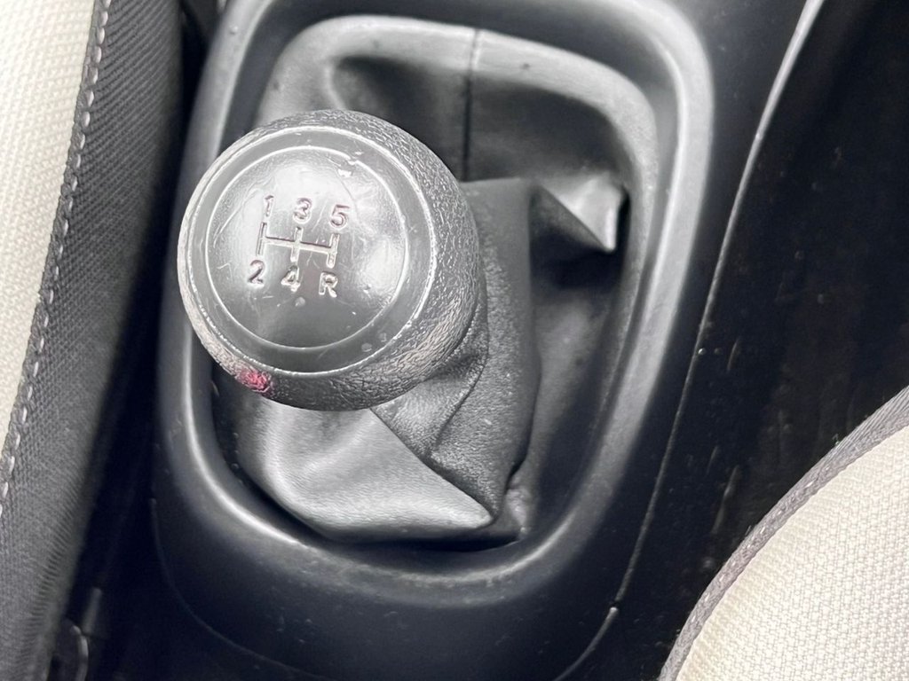 Used Peugeot 108 2015 for sale - 78153486: Photo 16