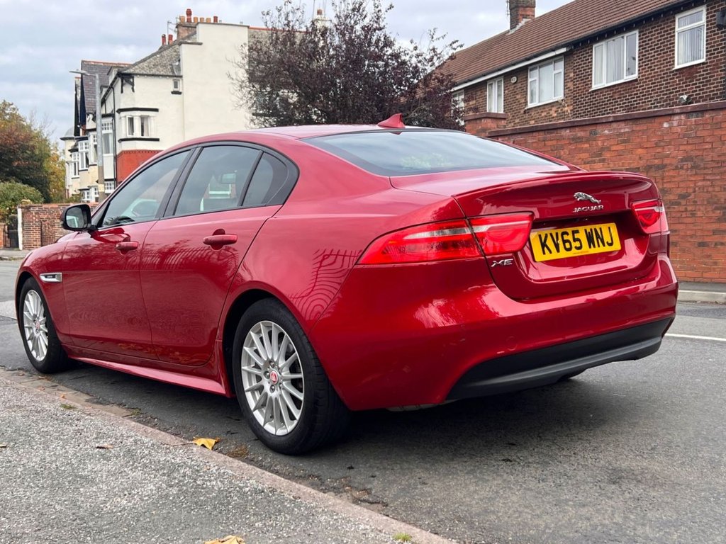 Used Jaguar XE 2015 for sale - 76312985: Photo 9