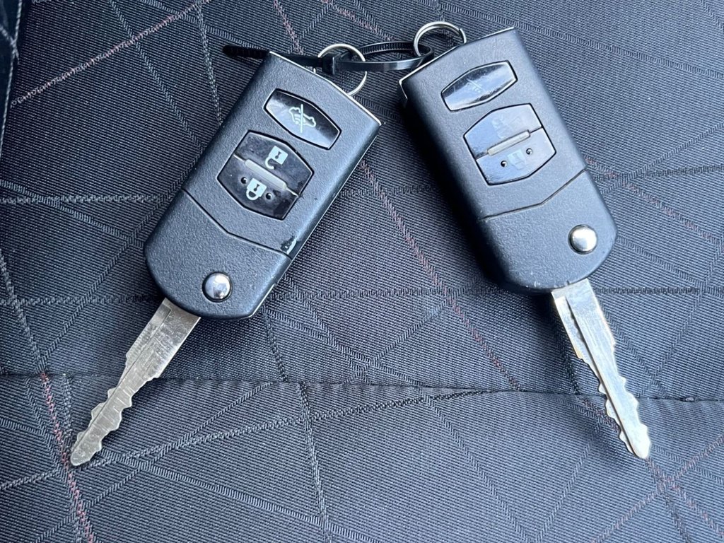 Used Mazda Mazda2 2012 for sale - 77027251: Photo 23