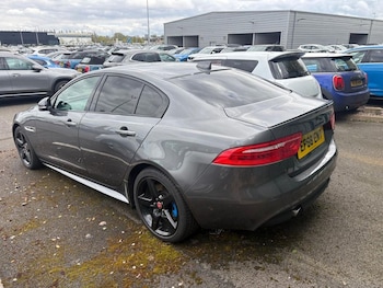 Used Jaguar XE 2018 for sale - 78271420: Photo