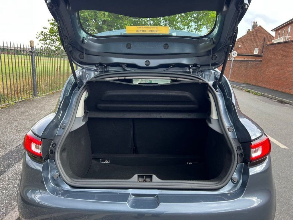 Used Renault Clio 2017 for sale - 76333968: Photo 15