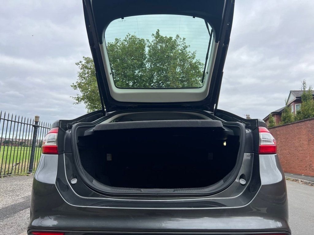 Used Ford Mondeo 2017 for sale - 76266863: Photo 14