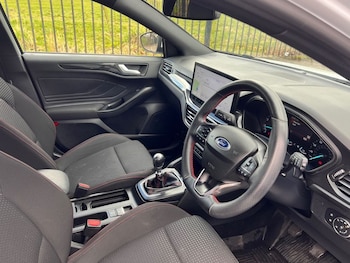 Used Ford Focus 2022 for sale - 74035226: Photo