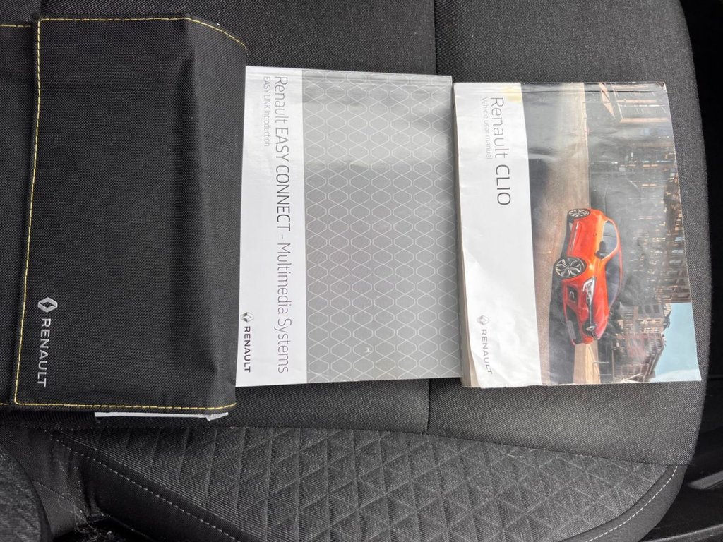 Used Renault Clio 2020 for sale - 76840827: Photo 27