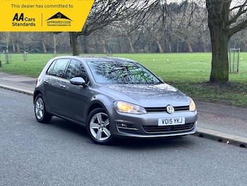 Used Volkswagen Golf 2015 for sale - 77369823: Photo