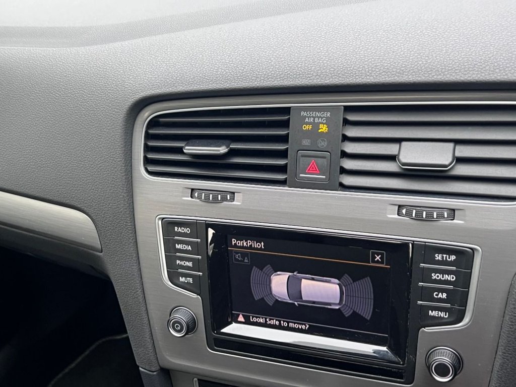 Used Volkswagen Golf 2015 for sale - 77369823: Photo 22