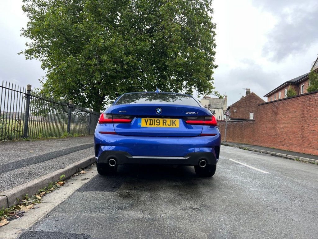 Used BMW 3 Series 2019 for sale - 76313235: Photo 11