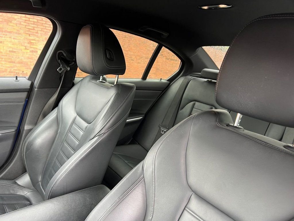 Used BMW 3 Series 2019 for sale - 76313235: Photo 12