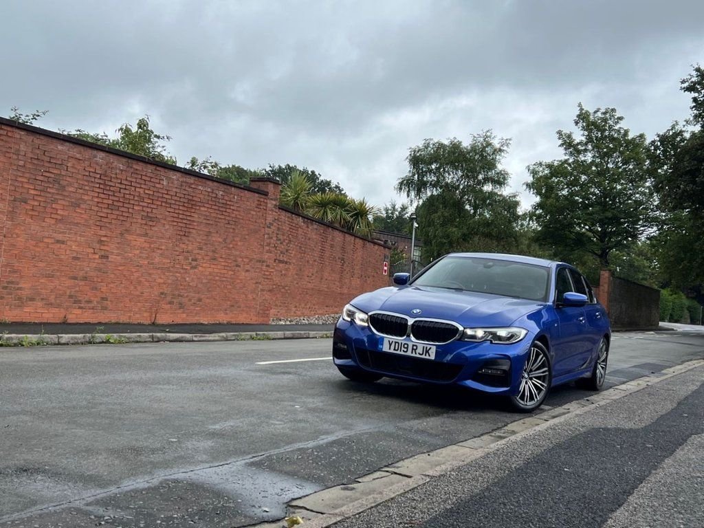 Used BMW 3 Series 2019 for sale - 76313235: Photo 3