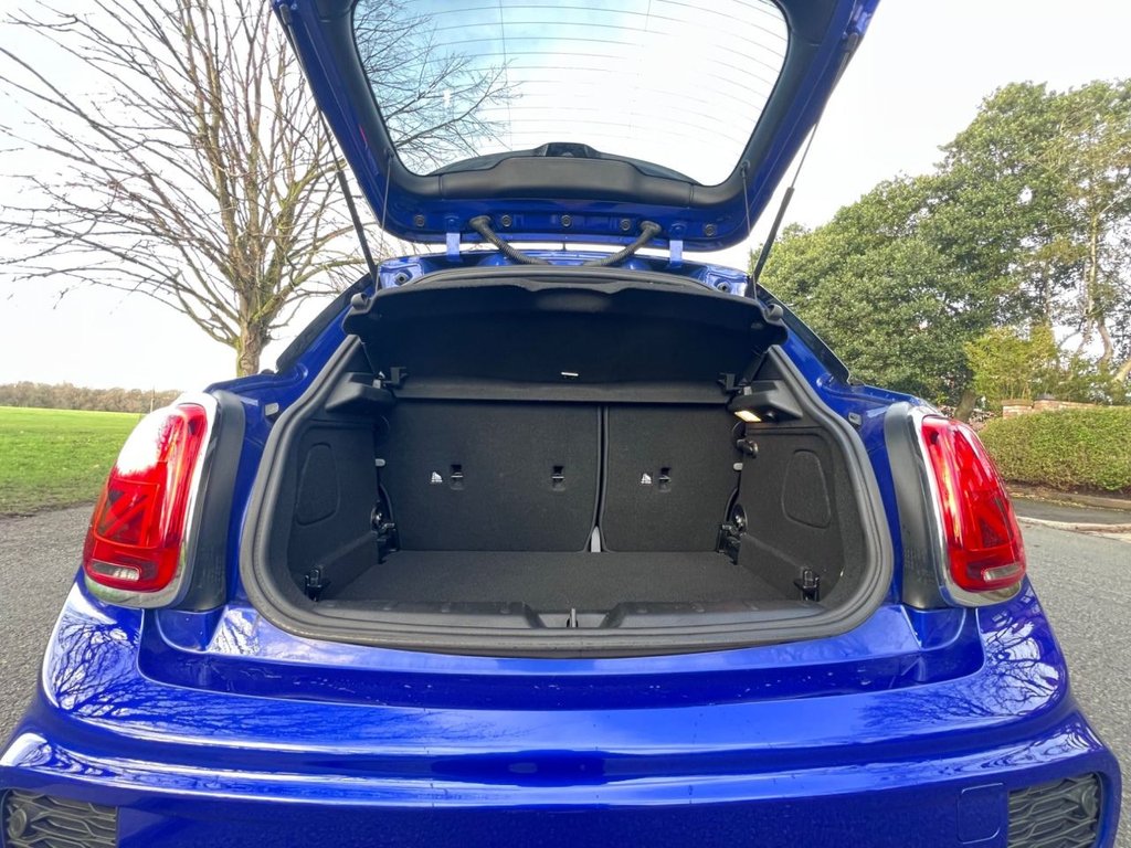 Used MINI Hatch 2019 for sale - 77341420: Photo 14