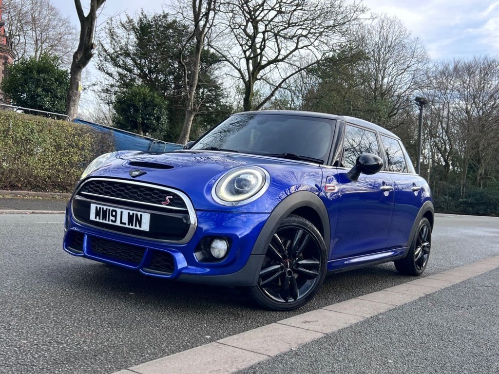 Used MINI Hatch 2019 for sale - 77341420: Photo 3