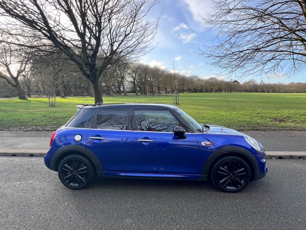 Used MINI Hatch 2019 for sale - 77341420: Photo 4