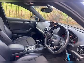 Used Audi A3 2017 for sale - 76333441: Photo 2